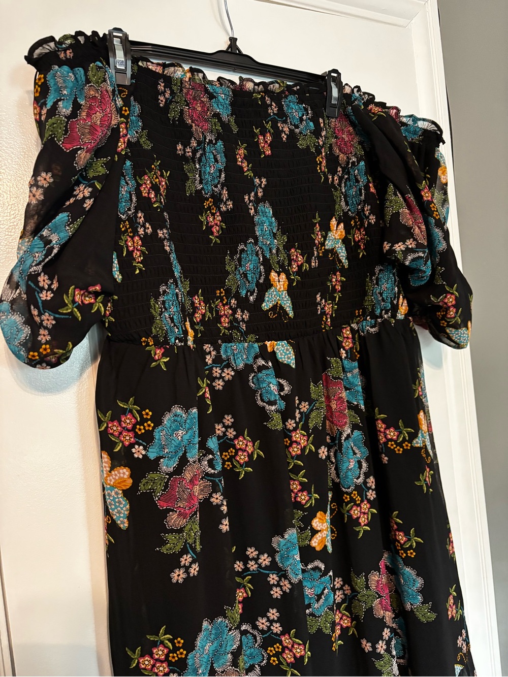 Lauren Conrad Black dress with blue and red floral print size 2x - Picture 3 of 9